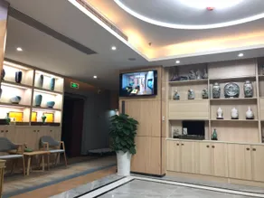 HUIHE Sailaton Hotel (Zunyi Xinpu Linda Food City) - Image 4