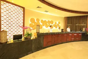 Sanya Bay Asgard Paradise Hotel - Image 4