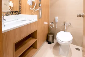 Treasure Hotel - Image 5