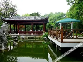 Eastern Cloud Hotel - Image 2