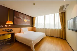 Yinglun Hotel ( Shenzhen Baoan Shiyan Subway Station Store) - Image 3