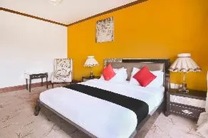 Townhouse Royal Palms Hotel - Image 4
