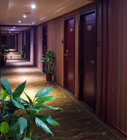 Jinli Business Hotel - Image 4