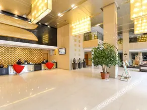 Taizhou Gree Tree Hotel - Image 4