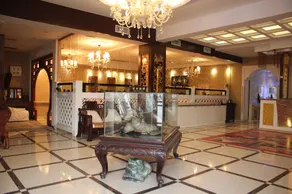 Madange Theme Hotel - Image 4