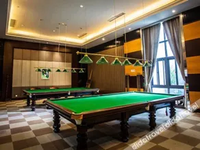 New Glory Holiday Inn - Image 2