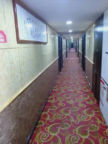 Rujia Business Hotel - Image 5