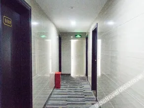BOOZ Fashion Hotel Shishi Pedestrian Zone Branch - Image 2