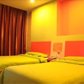 Changyang New Era Business Hotel - Image 3