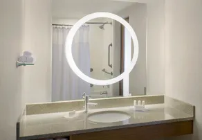 Springhill Suites By Marriott Long Island Brookhaven - Image 3