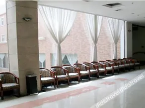 Nanyang Hotel, Jiaotong University, Xi'an (Jiaotong University Qinglong Temple) - Image 4