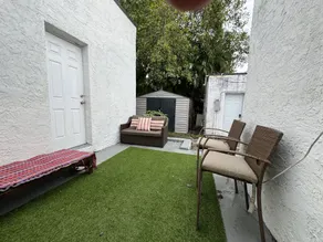 Suarez Art Stay 4BR Oasis with Patio Parking  - Image 3