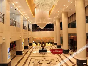 Wanfeng Grand Hotel - Image 4