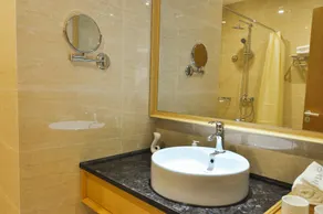 Juntai Commercial Hotel - Image 4