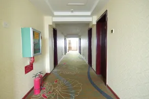 Bao Shu Bo Yue Hotel - Image 2