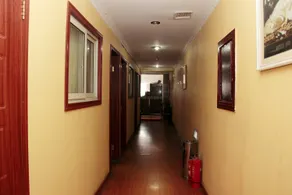Zsmart Zhishang Hotel (Wangfujing Nanluoguxiang Dongsi Subway Station) - Image 2