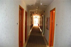 Mindu Business Hotel - Image 4