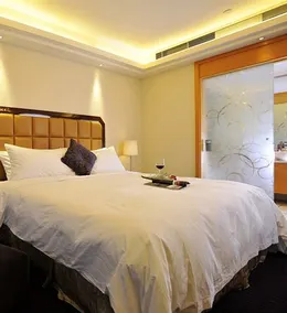 Wealthy Hotel Suzhou - Image 2