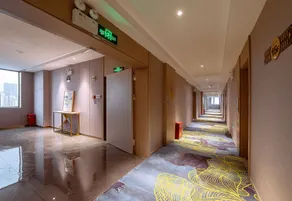 Liuzhou Southeast Dream Hotel (Liuzhou Poly Plaza) - Image 4