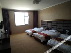 Gonghe Pengyun Hotel - Image 4