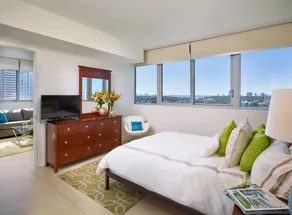 Global Luxury Suites At Monte Carlo - Image 4