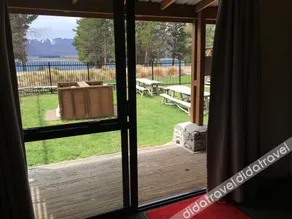 Lakes Edge Lodge - Image 3