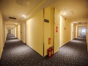 7 Days Inn Yunfu Coach Terminal Branch - Image 3