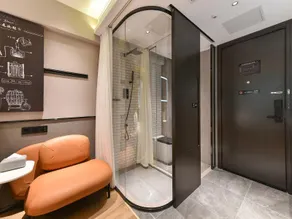 Zmax Hotel Beijing Jiuxianqiao Lido Xingji Bear - Image 2