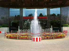 Spring Summer Fall Winter International Hotel - Image 4