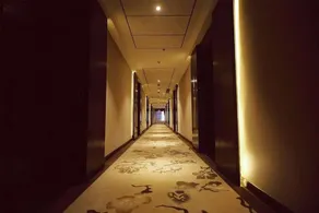 National Hotel - Image 4