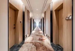 Home Inn UP Huayi Collection Hotel - Image 2