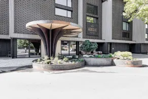 Amrai Suites - Image 5