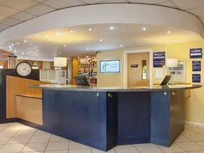 Holiday Inn Express Gloucester - South by IHG - Image 4