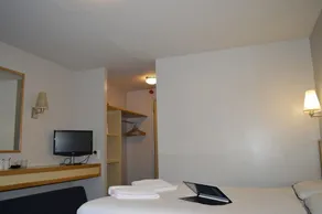 OYO Sunrise Hotel, A46 N Leicester - Image 3