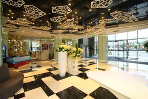 Blue Inn (Yantai Railway Station) - Image 4