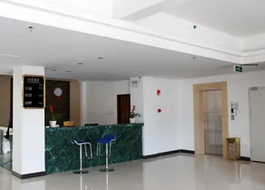 Huayi Business Hotel - Image 2