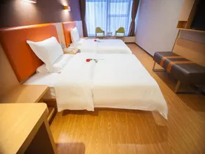 7Days Premium Chongqing Nanping Pedestrian Street Convention and Exhibition Center - Image 3
