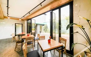 Bestie Hotel - Image 2