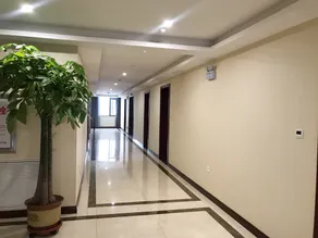 Yichuan Regent Business Hotel - Image 3