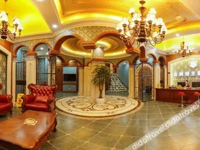 Meikete Theme Hotel - Image 2