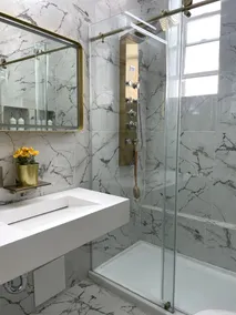 Luxury Living in the Heart of NY - Image 3