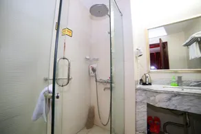Zhuangyuanlou Hotel - Image 4