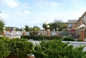 Baymont by Wyndham Hinesville Fort Stewart Area - Image 3