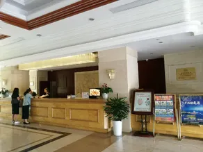Garden Hotel - Image 2