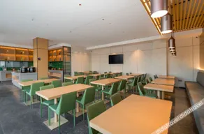 Elong Ruige Apartment Hotel Zhuhai Hengqin Port Convention Center Store - Image 2