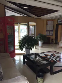 Jinsanjiao Express Inn - Image 3