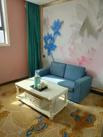 Meixian county Roman holiday inn - Image 5