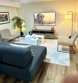 Cheerful and Modern - Image 5