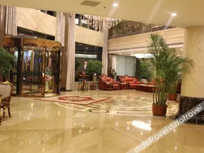 Zhuge Liang Business Grand Hotel (Yinan Lishan Road) - Image 4