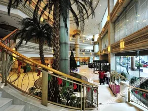 Regal Hotel - Image 2